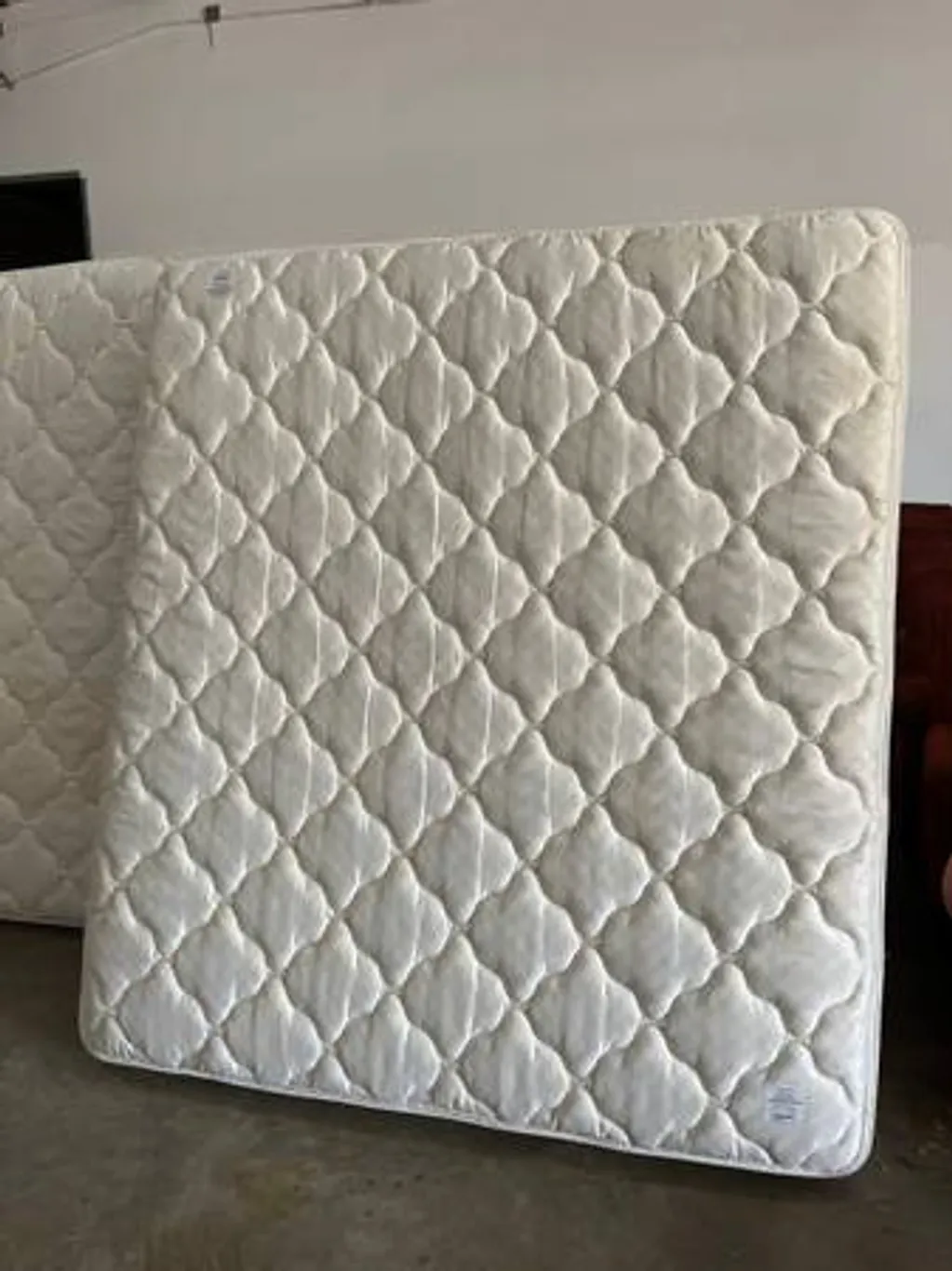 King and queen mattress sets