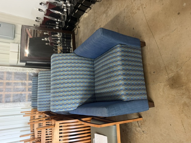 Blue patterned lounge chair